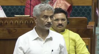बांग्लादेश में अशांति: 'अल्पसंख्यकों की स्थिति पर नजर रखी जा रही है', जयशंकर ने लोकसभा को बताया