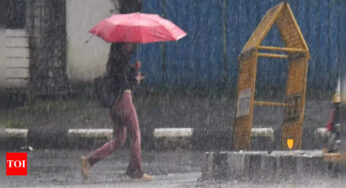 मुंबई और आसपास के इलाकों में भारी बारिश और आंधी की आशंका: आईएमडी ने ऑरेंज और रेड अलर्ट जारी किया | मुंबई समाचार – टाइम्स ऑफ इंडिया