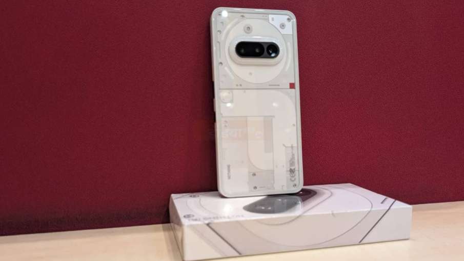 कुछ भी नहीं फोन (3 ए) कुछ भी नहीं फोन (3 ए)