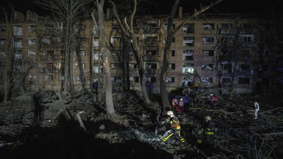 Ruूस ने यूक taurेन की rabasaka कीव r प ray प Ruूस ने यूक taurेन की rabasaka कीव r प ray प