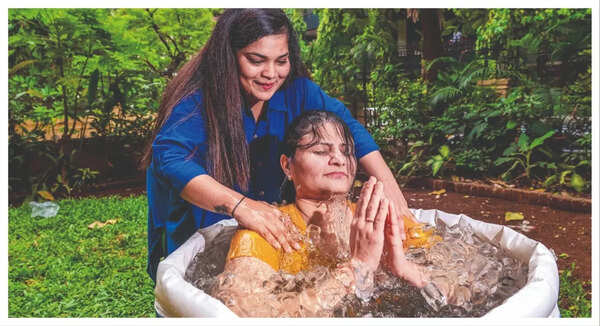 बर्फ स्नान 3