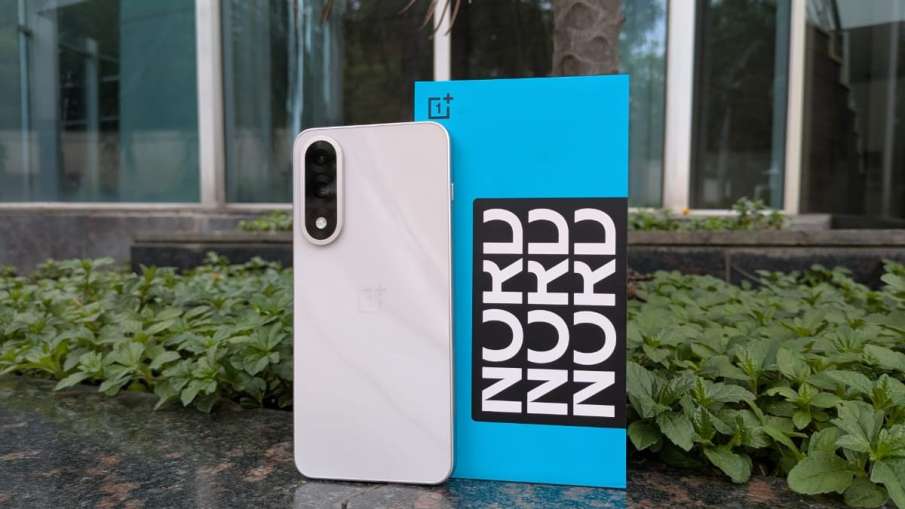 वनप्लस नॉर्ड 5 समीक्षा वनप्लस नॉर्ड 5 समीक्षा