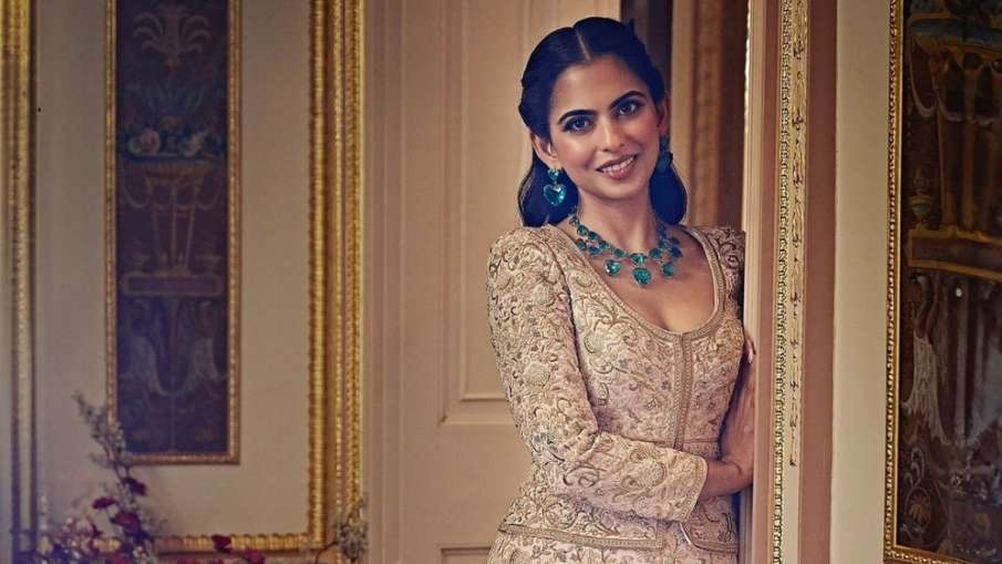 ईशा अंबानी ईशा अंबानी