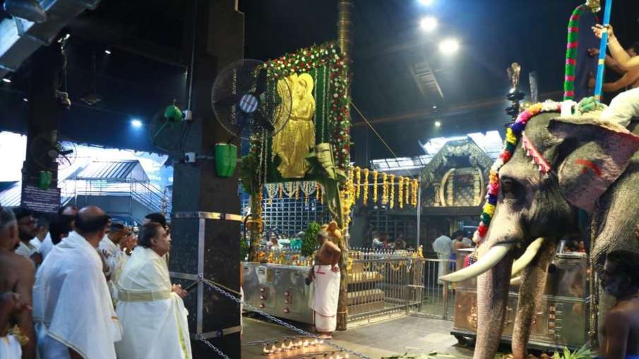 मुकेश अंबानी