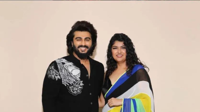 अर्जुन कपूर ने बॉलीवुड हीरोइन परिणीति चोपड़ा के साथ डेब्यू किया और फिल्म हिट होती ही दोनों स्टार बन गए। इसके बाद अर्जुन ने कई फिल्मों में काम किया जिनमें से कुछ हिट रहीं लेकिन कुछ ही समय बाद अर्जुन की स्टारडम होम लग गई। (छवि स्रोत-इंस्टाग्राम@arjunkapoor)