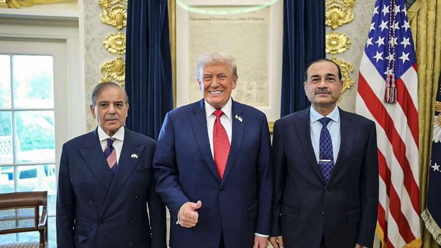 शहबाज़ शरीफ़ ने बिलाल बिन साकिब, आसिम मुनीर के बीच दरार को दूर किया