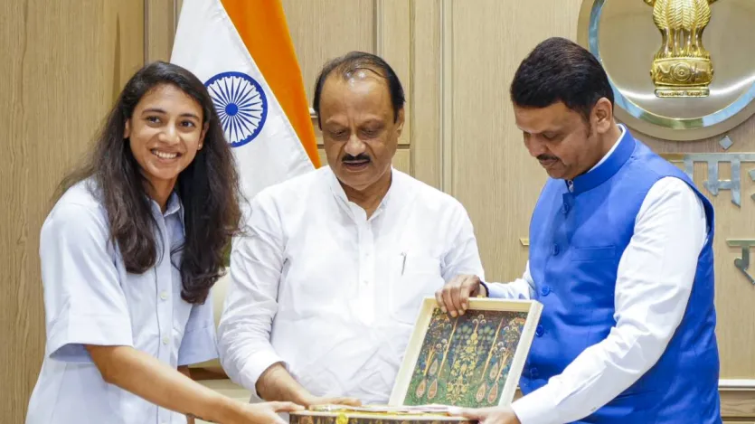 अजित के निधन पर महाराष्ट्र के मुख्यमंत्री गण ने शोक व्यक्त करते हुए कहा कि वो जमीन से जुड़े हुए नेता थे। वो हमारे दिलदार दोस्त थे। उनके परिवार में दुख का माहौल है और राज्य के लिए भी यह कठिन दिन है।