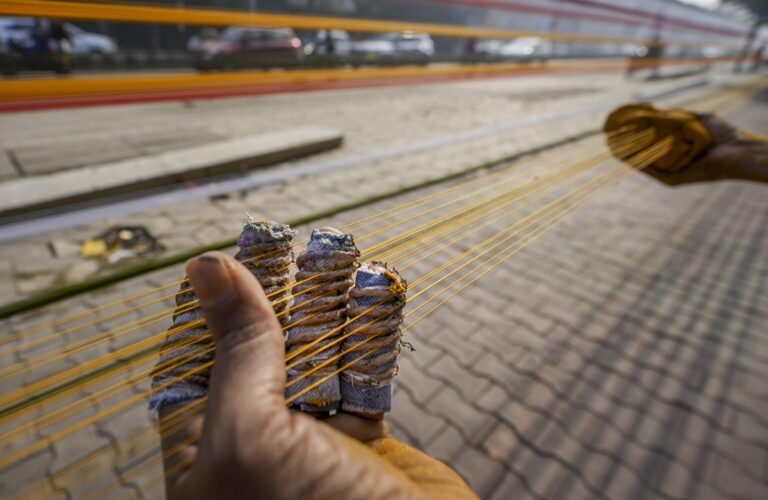 त्योहारों की खुशियाँ मातम में जगह-जगह, कहीं घर का चिराग बबा तो कई अस्पताल इलाके में