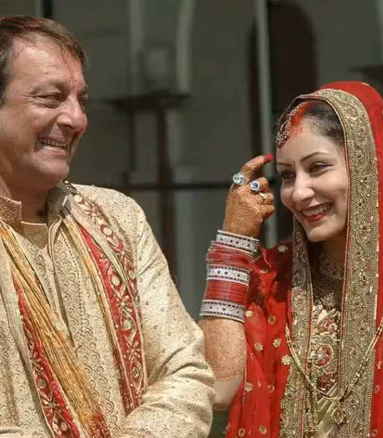 आमिर खान की तीसरी शादी की खबरों के बीच चर्चा में ये 6 साल, किसी ने 3 तो किसी ने 70 साल की उम्र में की चौथी शादी